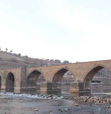 Basın Bülteni Yazımında Hikâye Anlatıcılığı Teknikleri Basın Bülteni Yazımında Hikâye Anlatıcılığı Teknikleri