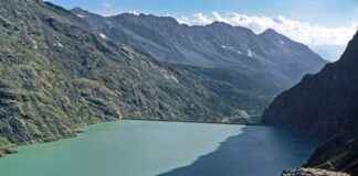 Basın Bültenlerinde Kullanılan En Etkili Dil ve Üslup Kuralları Basın Bültenlerinde Kullanılan En Etkili Dil ve Üslup Kuralları