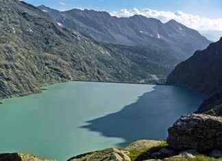 Basın Bültenlerinde Kullanılan En Etkili Dil ve Üslup Kuralları Basın Bültenlerinde Kullanılan En Etkili Dil ve Üslup Kuralları