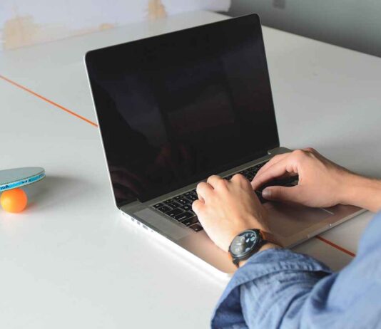 Teknoloji Start-up’ları İçin Basın Bülteni Yazma Rehberi Teknoloji Start-up’ları İçin Basın Bülteni Yazma Rehberi