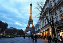 Paris’te Son Dakika: Şehirde Gerçekleşen Olaylar ve Etkinlikler Paris Latest: Events and Activities Taking Place in the City