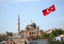 Türkiye’de Son Güncellemeler: Ekonomi ve Politikada Yükselen Gelişmeler Latest Updates from Turkey: Rising Developments in Economy and Politics